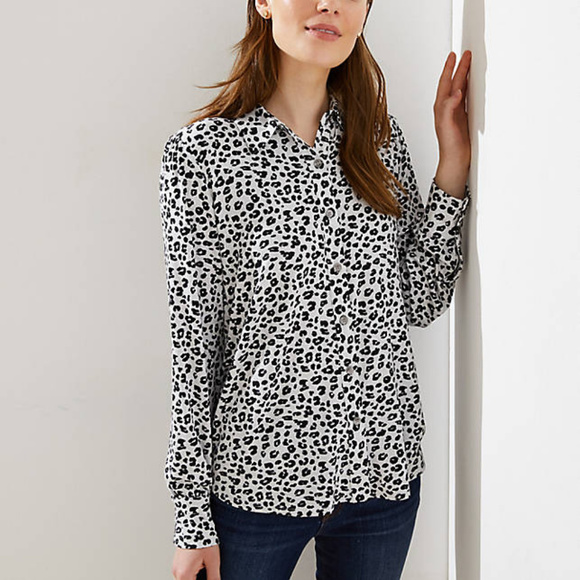 LOFT Tops - NWT! LOFT Leopard Print Knit Blouse Medium